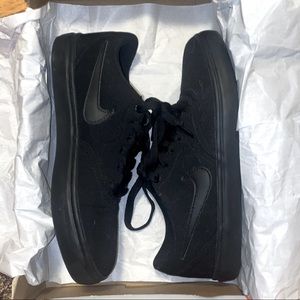 Nike SB Charge Sneakers in Black